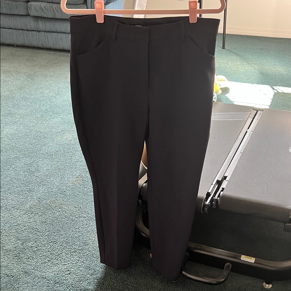 Express navy ankle trousers w/ front pockets & belt loops, & in size 12 short